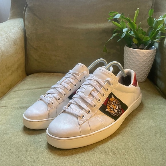 Authentic Gucci Ace Tiger Sneakers 🐅 - Picture 1 of 6
